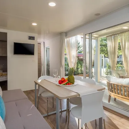 Polidor Tatil parkı 4*